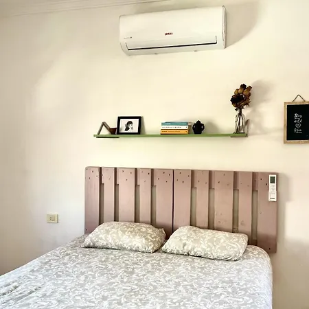 Zz-family House On The By Deihu Experiences